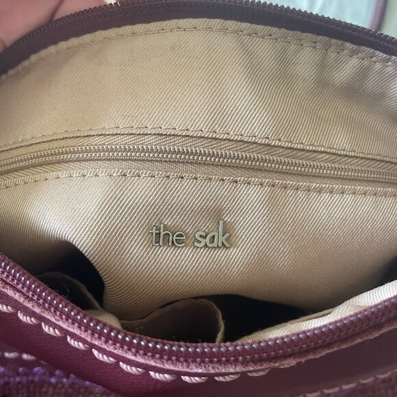 The Sak Casual Classics Burgundy Leather Crochet Handbag (Missing Tag) - Picture 8 of 11